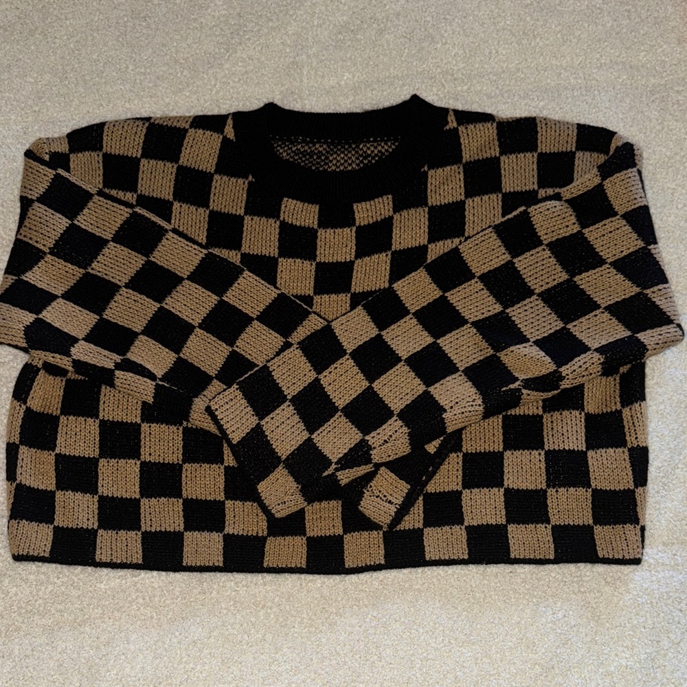 Checkered Black and Tan Cropped Sweater